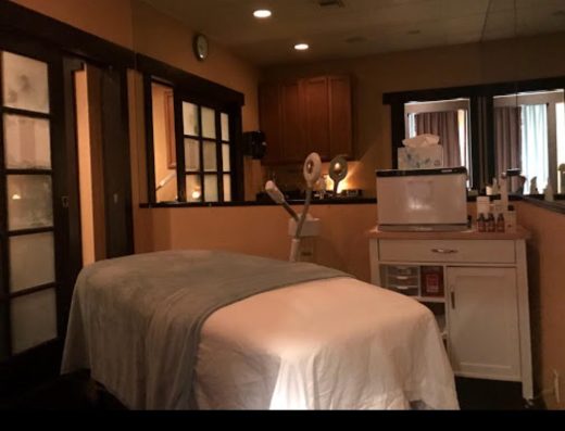 Refined Beauty Day Spa