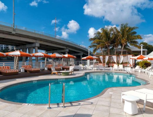 Waterstone Resort & Marina Boca Raton, Curio Collection by Hilton