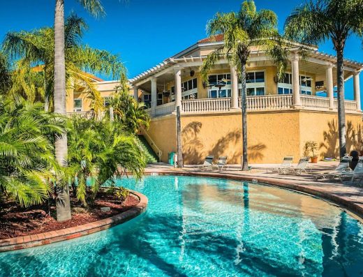 Caliente Club & Resorts